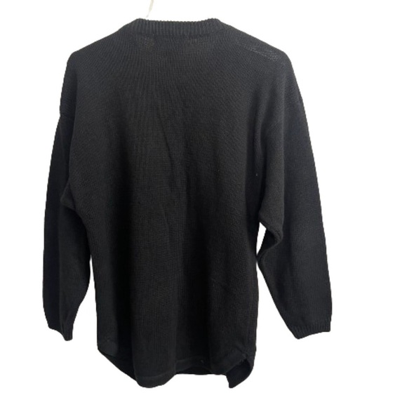 Women’s Victoria Harbour Vintage 90’s Black Christmas Sweater Size Medium! - Picture 2 of 5